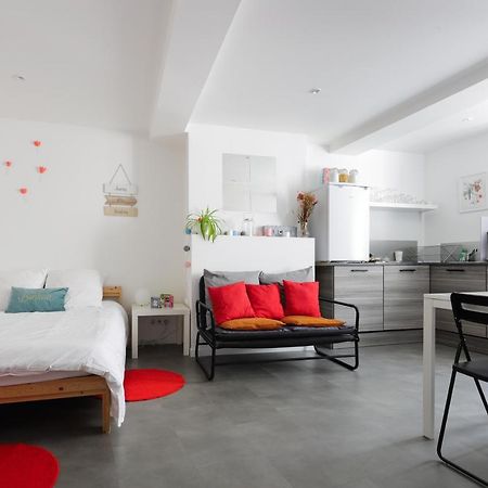 Charmant Studio, Au Coeur De La Ville De Riom Exterior foto